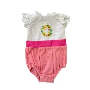 Evie’s Closet NWOT embroidered bodysuit 12m